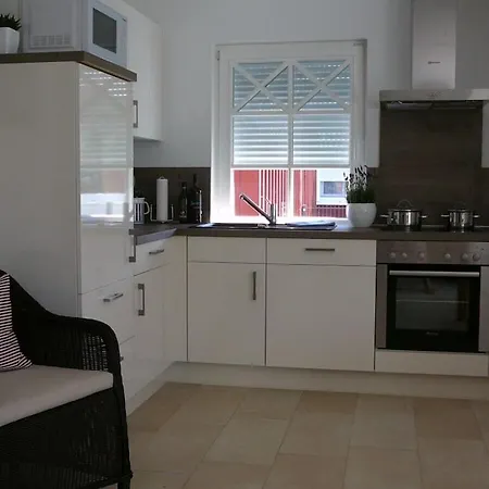 Great Crested Grebe Modern Retreat Holiday home *